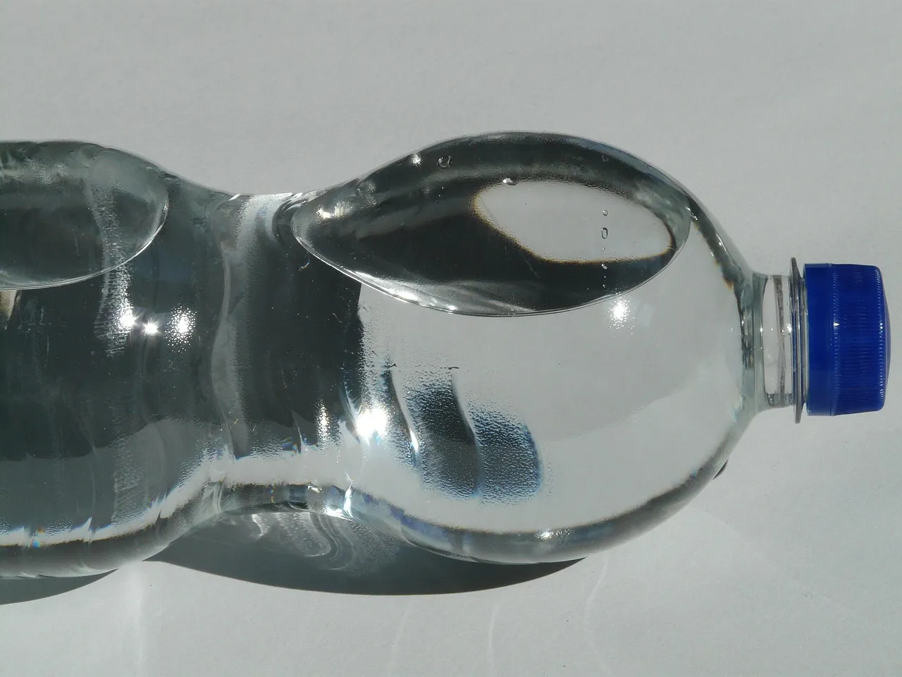 By Ready-to-Drink Hydrogen Water